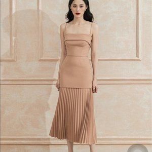 Lane Jt Laurent pleated midi dress